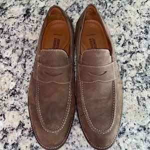 Men’s Johnson and Murphy dress shoe